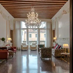 Apartment Luxury Balcony, Venice