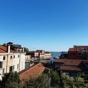  Apartment Sunrise In Giudecca Italy